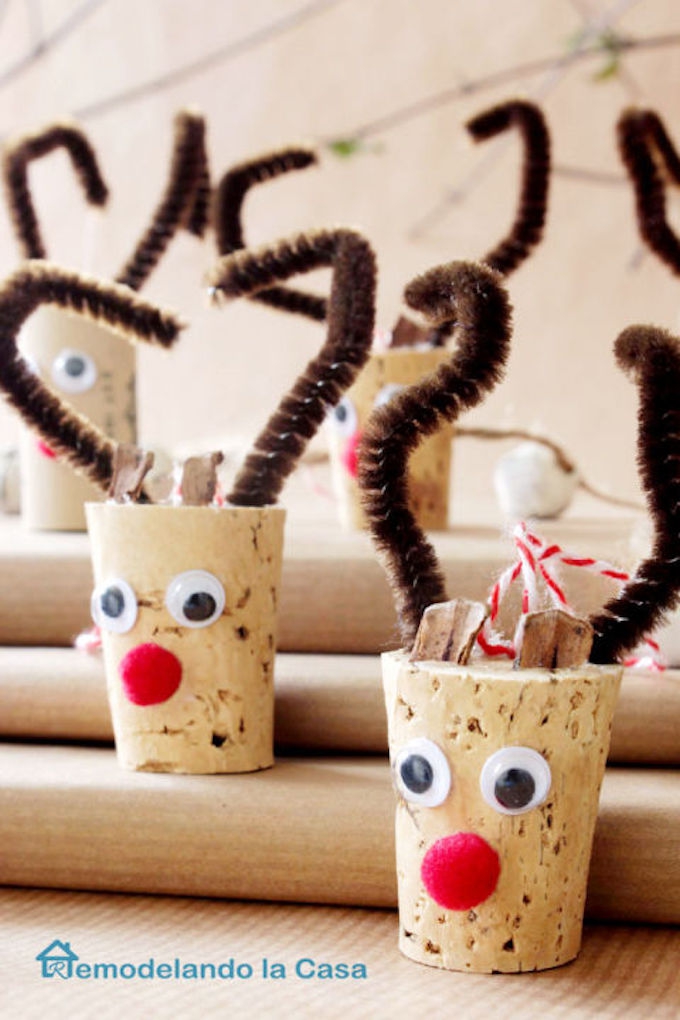 17 spectacular Christmas decorations that are cheap & easy to make