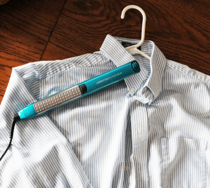 9 Ways to De-Wrinkle Your Clothing Without the Help of an Iron| Dewrinkle Your Clothing, How to Dewrinkle Your Clothing, Clothing Care, Ironing Tips and Tricks, Ironing Hacks, Laundry, Laundry Care, Laundry Care Tips and Tricks, Dewrinkle Your Clothes Easy 