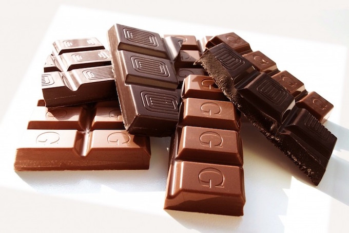 Dark chocolate bars