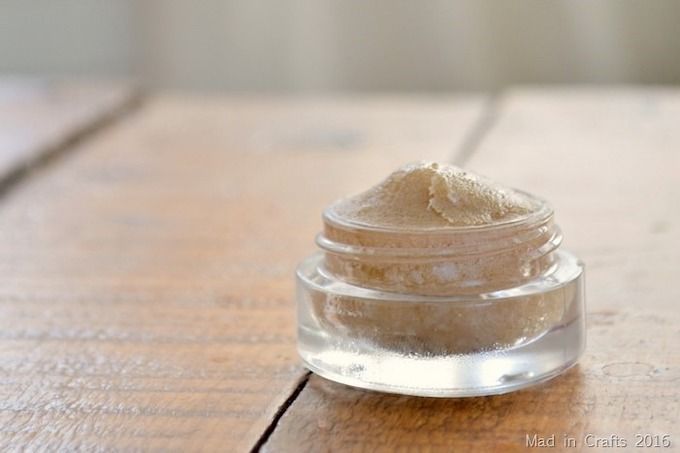 lip scrub