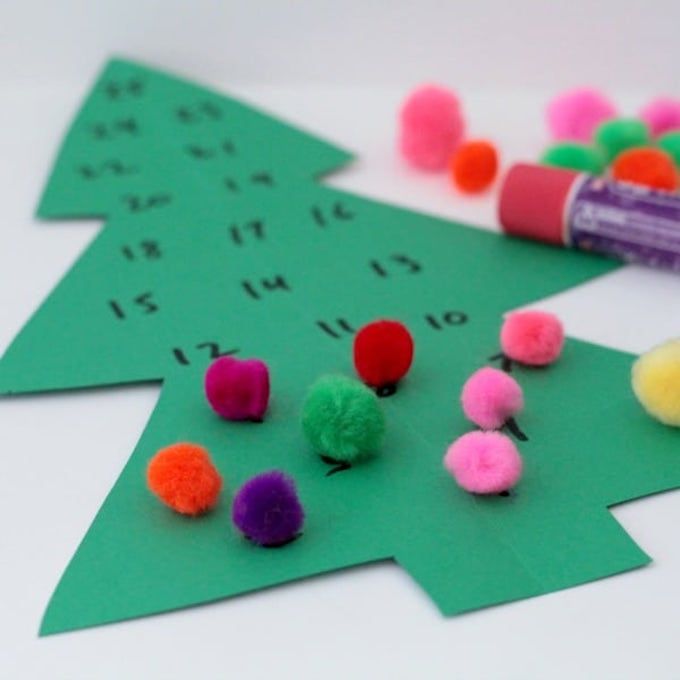 pom pom calendar