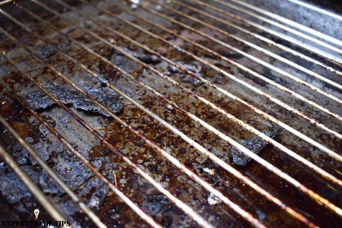 dirty oven tray